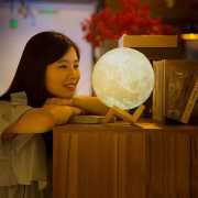 3D Moon Lamp 16 Colors Remote & Touch - 15 cm